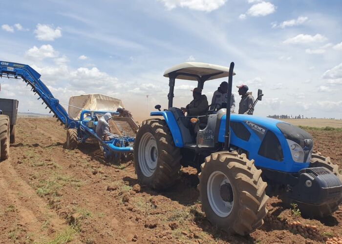 Macchine agricole per l’Africa: nuove opportunità per l’agromeccanica italiana